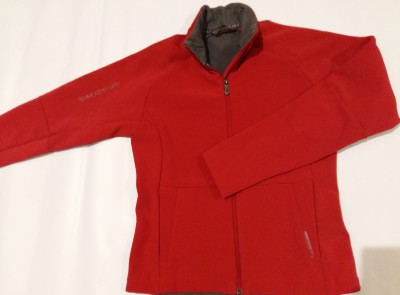 Куртка Salomon термо размер S/P Куртка непромокаемая, непродуваемая на термофлисе.