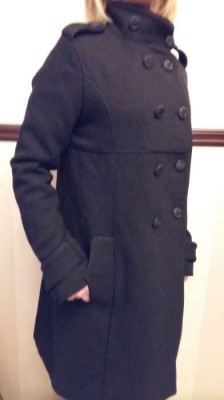 Пальто Ralph Lauren Оригинал  Пальто Ralph Lauren оригинал 
размер M (S)
Состав шерсть 30%
плечи 37 см
рукав 64 см
под мышками 49 см
длина по спине 89 см
цвет - черный