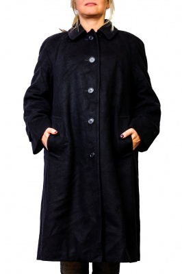 Пальто Burberrys оригинал чистый кашемир размер 48- 50 Пальто Burberrys оригинал чистый кашемир, 
подкладка вискоза 100%
Размер 48- 50