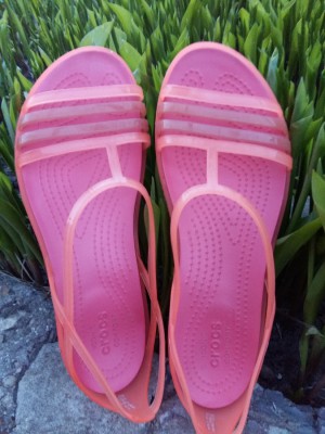 Кроксы Crocs W 8  босоножки модель Isabella Sandal 